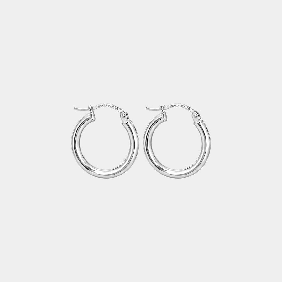 Arracadas Aurora de plata .925 con diseño huggie y acabado pulido.