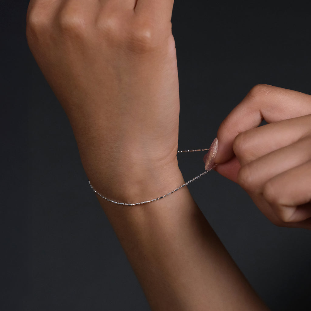 1x1 Diamond Beads (Silver) Bracelet