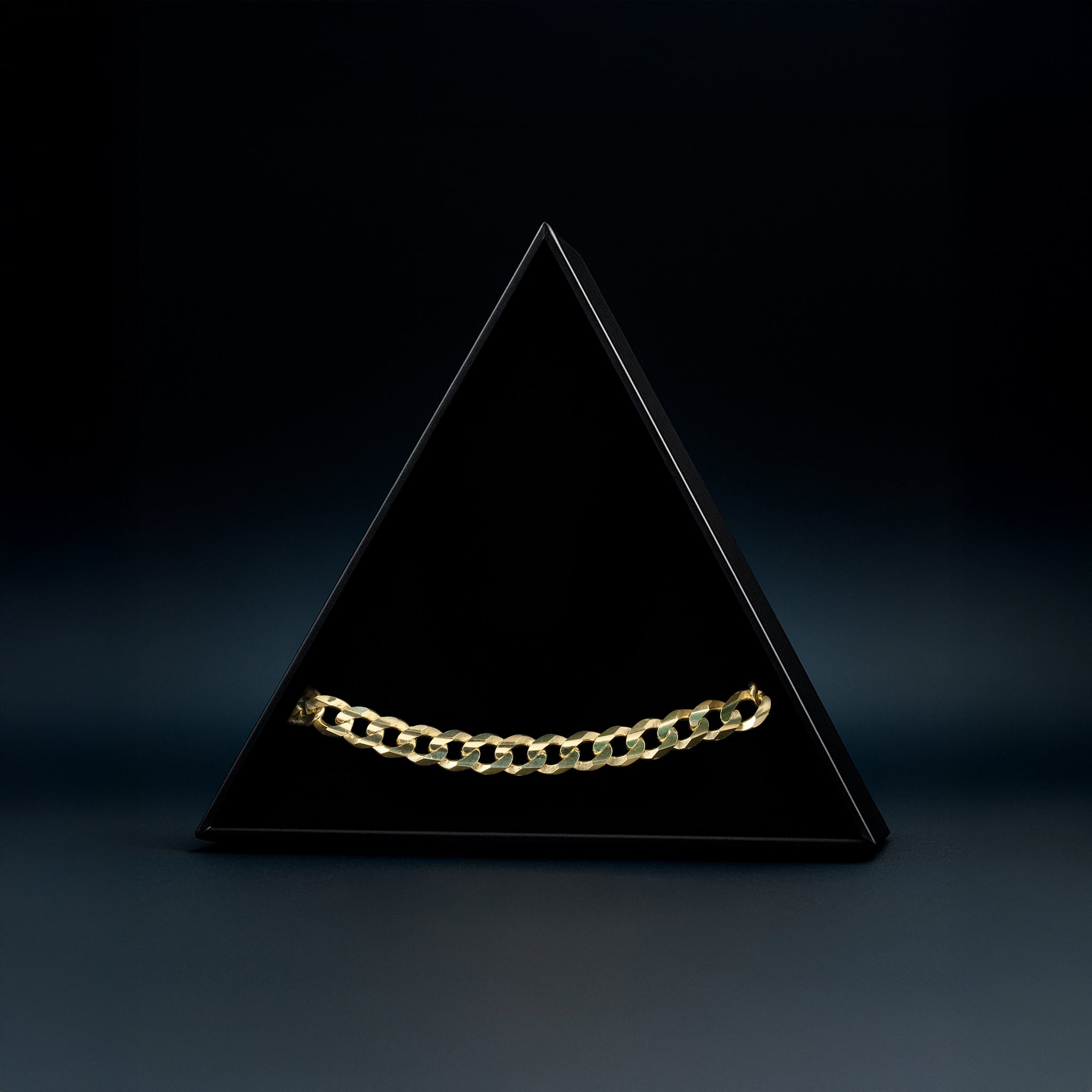 Curb 8mm (Solid Gold) Bracelet