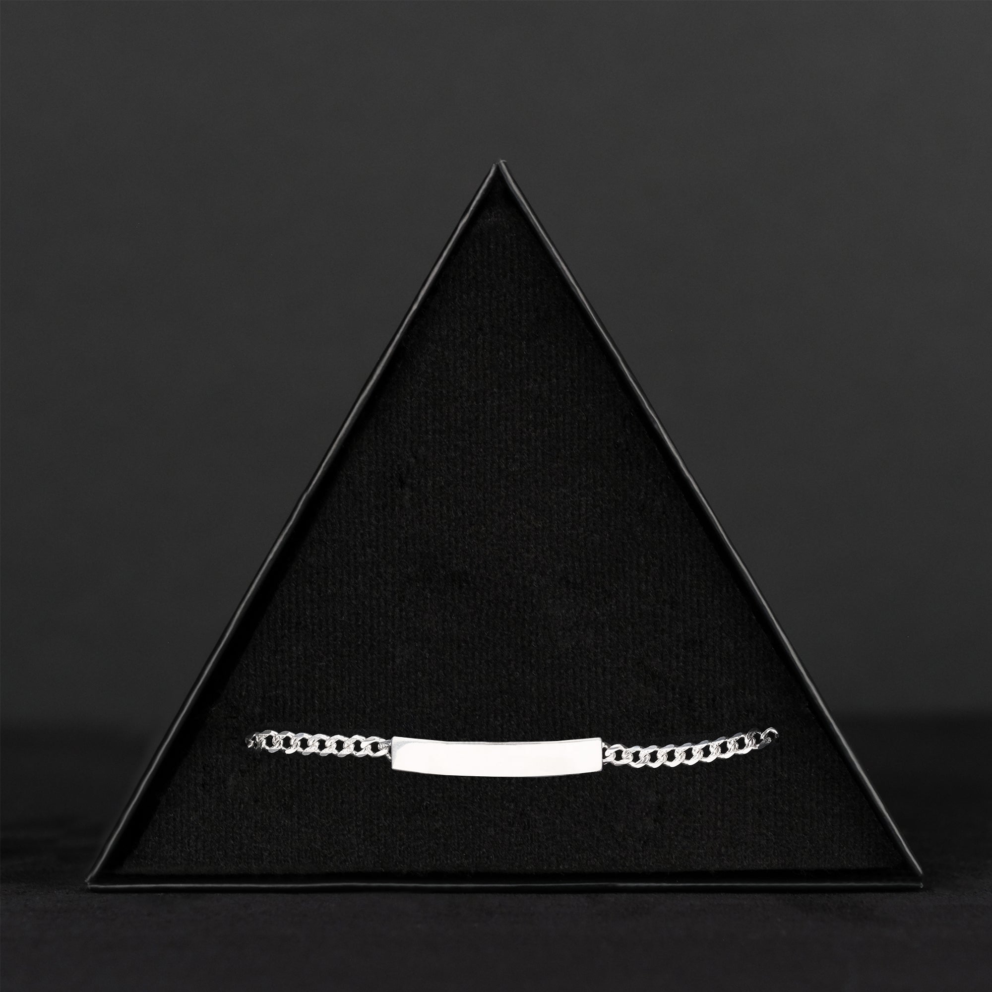 Curb Zegrinada 4mm (Curved Plate 6mm Silver) Bangle