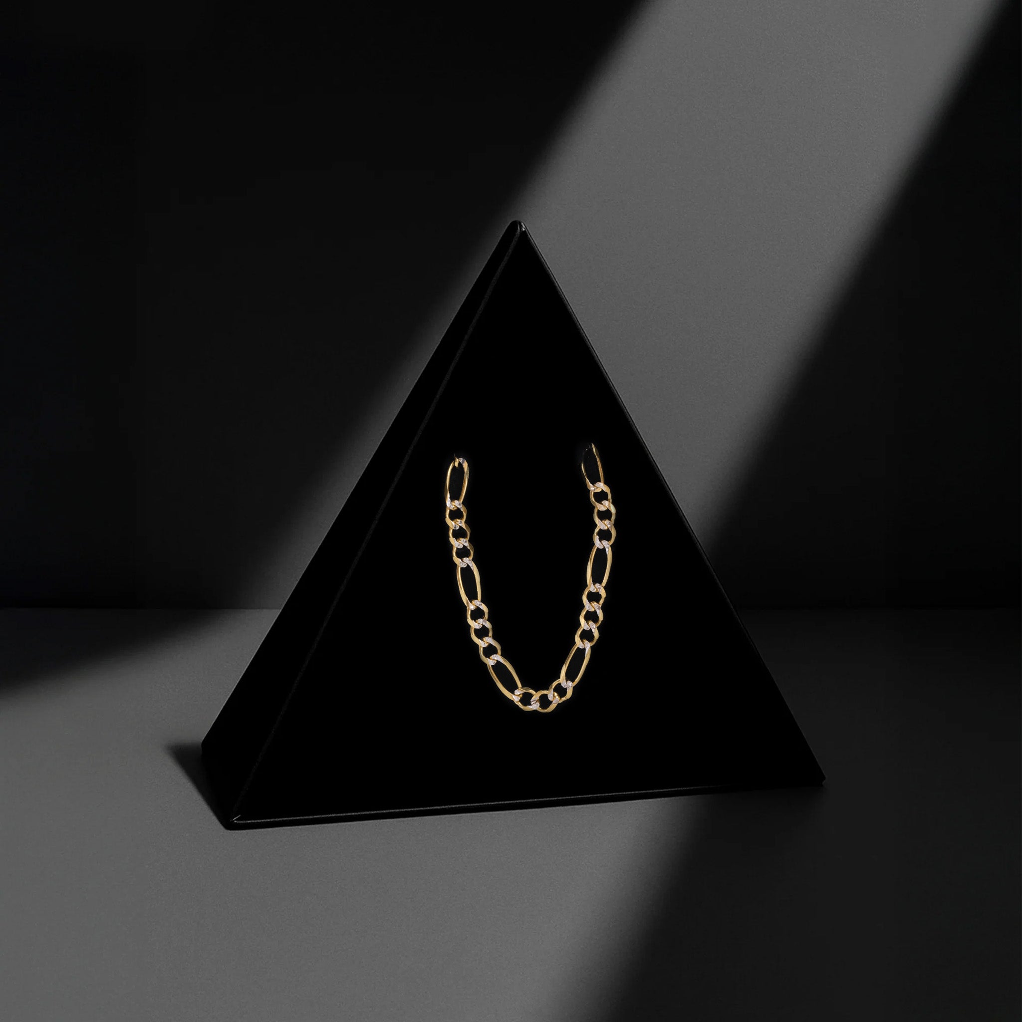 Figaro 3X1 Pave Open 4mm (Solid Gold) Chain