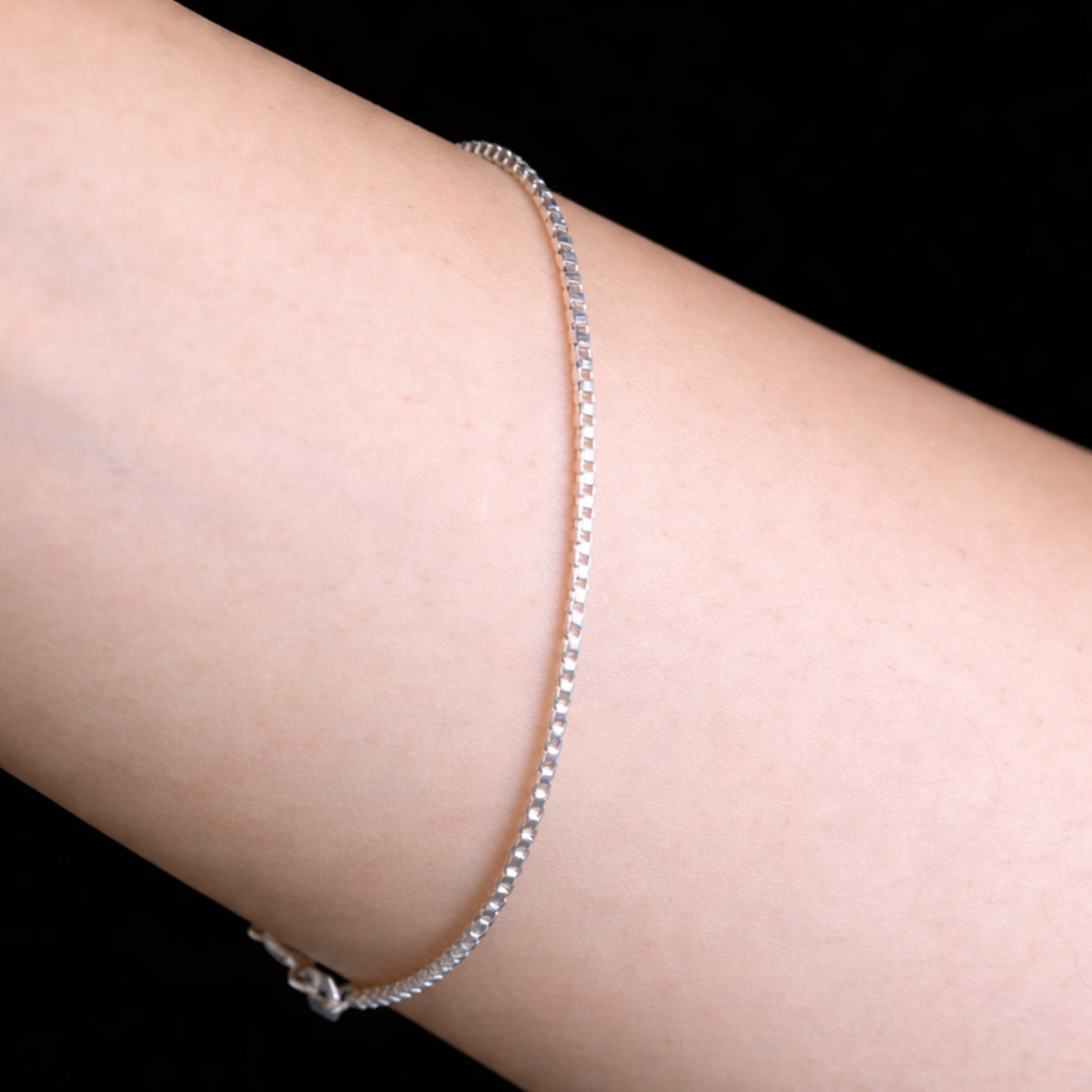 Spheres (Silver) Chain