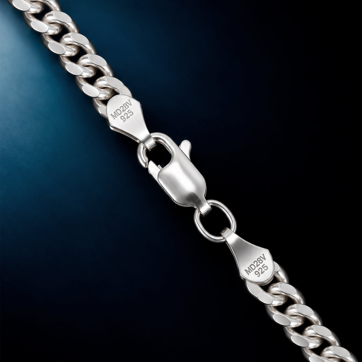 Detalle del broche de Cadena Cuban Link 5mm en Plata .925