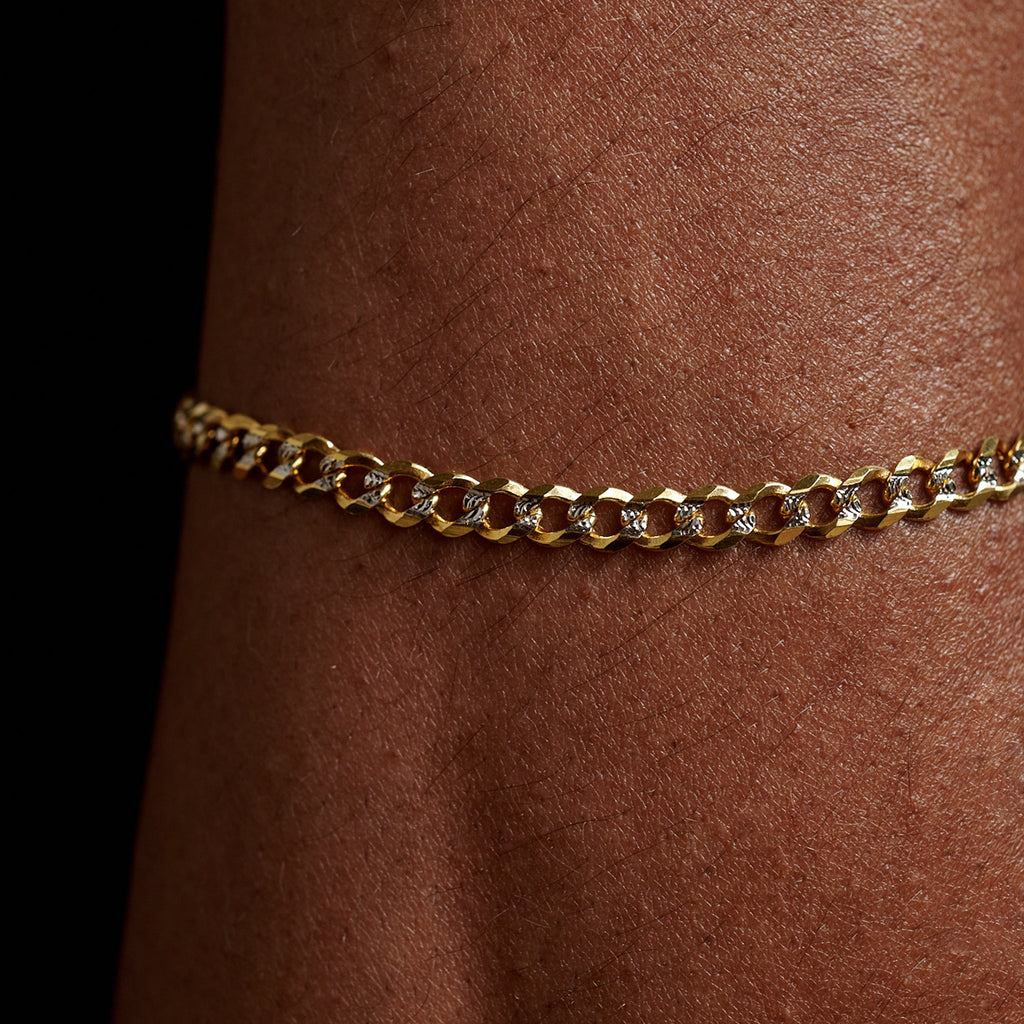 Curb Pavé 4mm (Oro Sólido) Pulsera - Triangulum Workshop