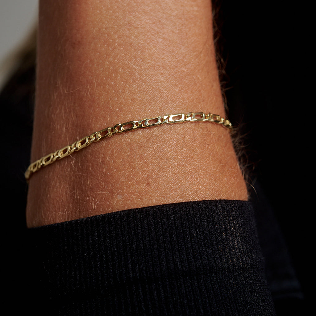 Perniche 3mm (Oro Sólido) Pulsera - Triangulum Workshop